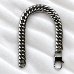 Premium Silver Glossy Cuban Link Chain Bracelet FREE Apple Airpods Pro - Image 4